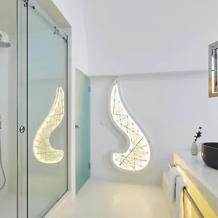 Collection Boutique Suites アパートホテル イア