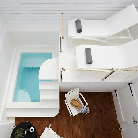 Collection Boutique Suites アパートホテル