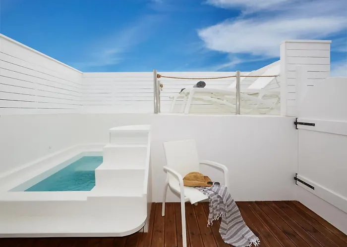 Collection Boutique Suites Aparthotel Oia (Santorini)
